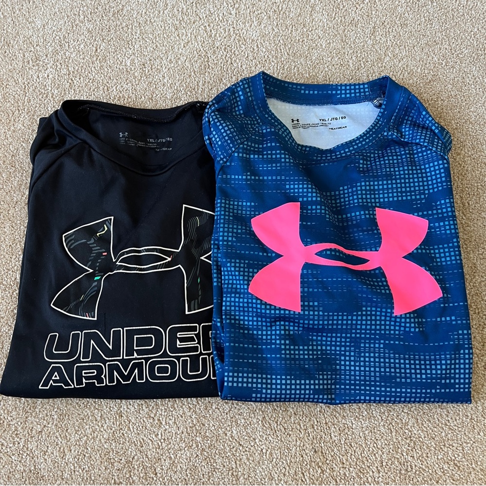 2 under armour boys youth xl loose fit t-shirts. Great condition